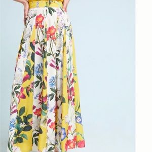 COPY - Rococo Sand size 6 skirt